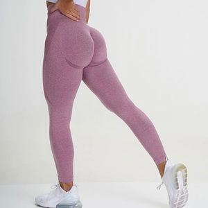NWT Seamless Pink Contour Spandex Leggings